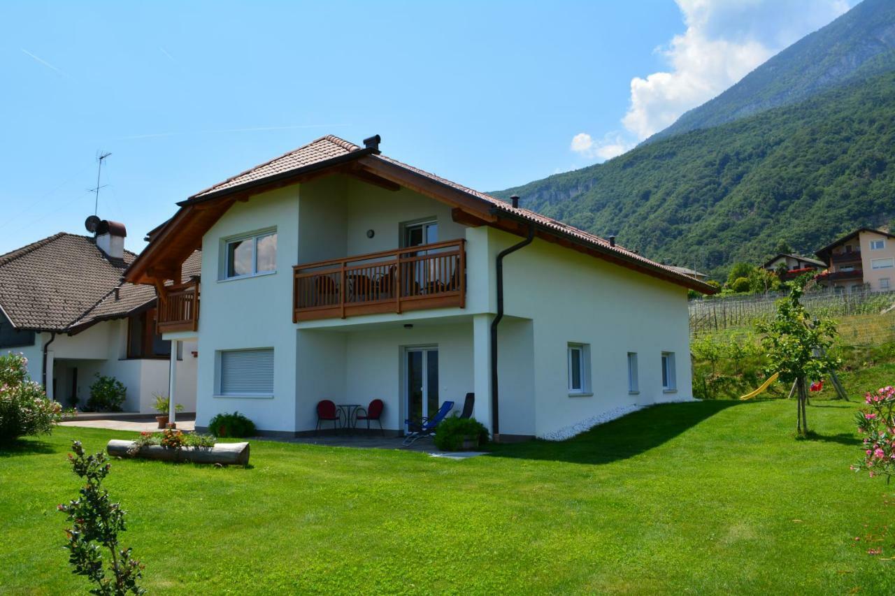 Unterstoan Hof Apartamento Termeno Exterior foto